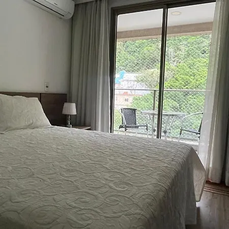Via Premiere Suite 305 B